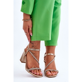 Cirkon arany szandál Carlotta magassarkú aranysárga 1 Cirkon arany szandál Carlotta magassarkú aranysárga 1