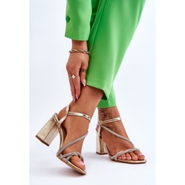 Cirkon arany szandál Carlotta magassarkú aranysárga 2 Cirkon arany szandál Carlotta magassarkú aranysárga 2