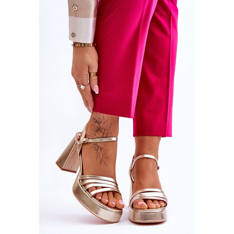 FB2 Női Bőr Sarkú és Platform Szandál Arany Verda aranysárga 1