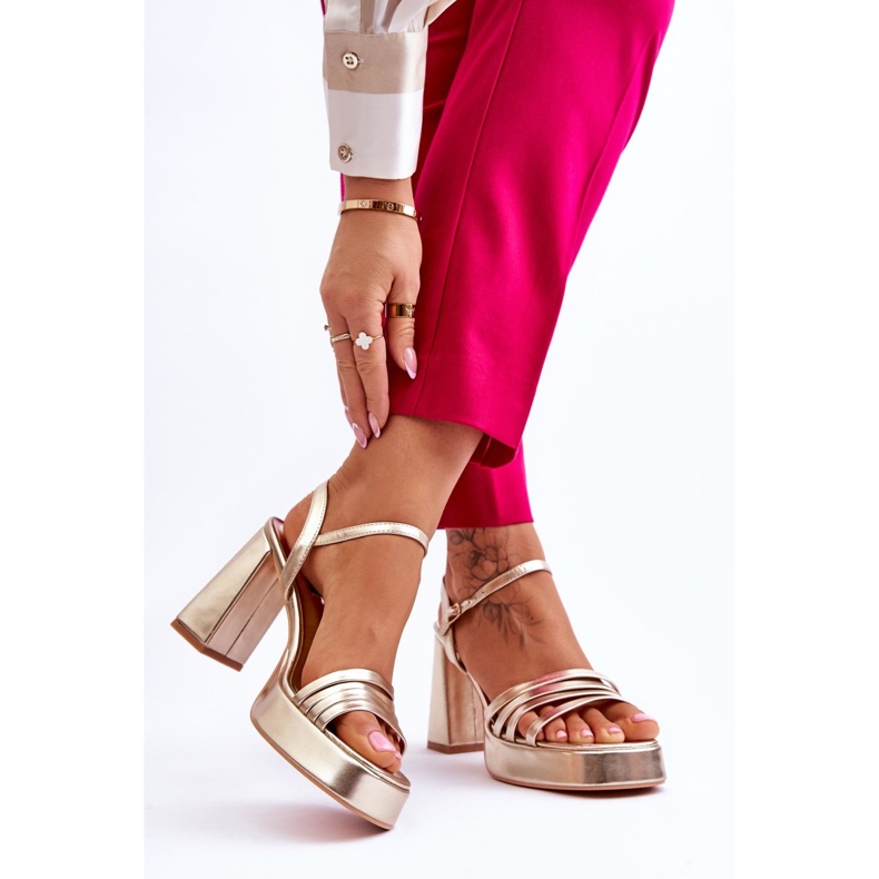 FB2 Női Bőr Sarkú és Platform Szandál Arany Verda aranysárga 2