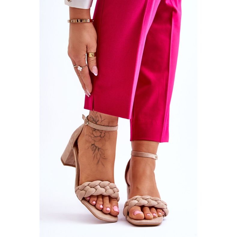 FB2 Velúr magassarkú szandál dekoratív bézs Azela zsinórral barna 1