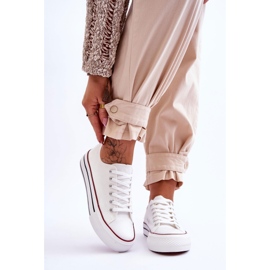 FB2 Női tornacipő egy masszív platformon, fehér borostyán 1