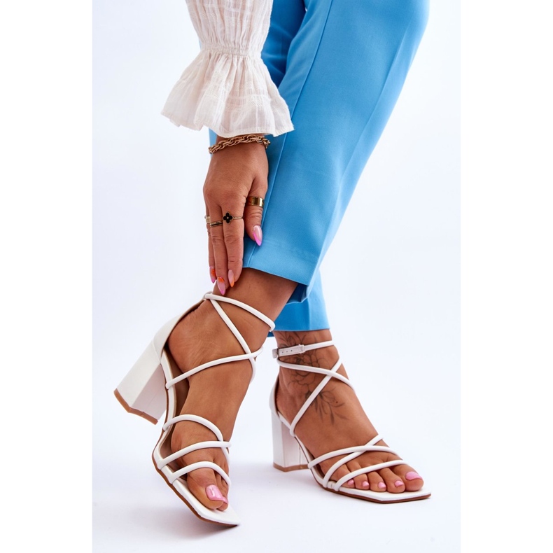 FJ1 Bőr divatos női sarkú szandál fehér Primma 2 FJ1 Bőr divatos női sarkú szandál fehér Primma 2