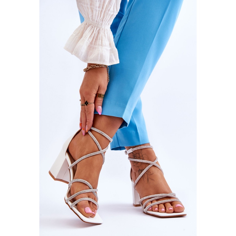 FJ1 Női bőr szandál Cubic cirkónia magassarkúval, fehér Liviano 2