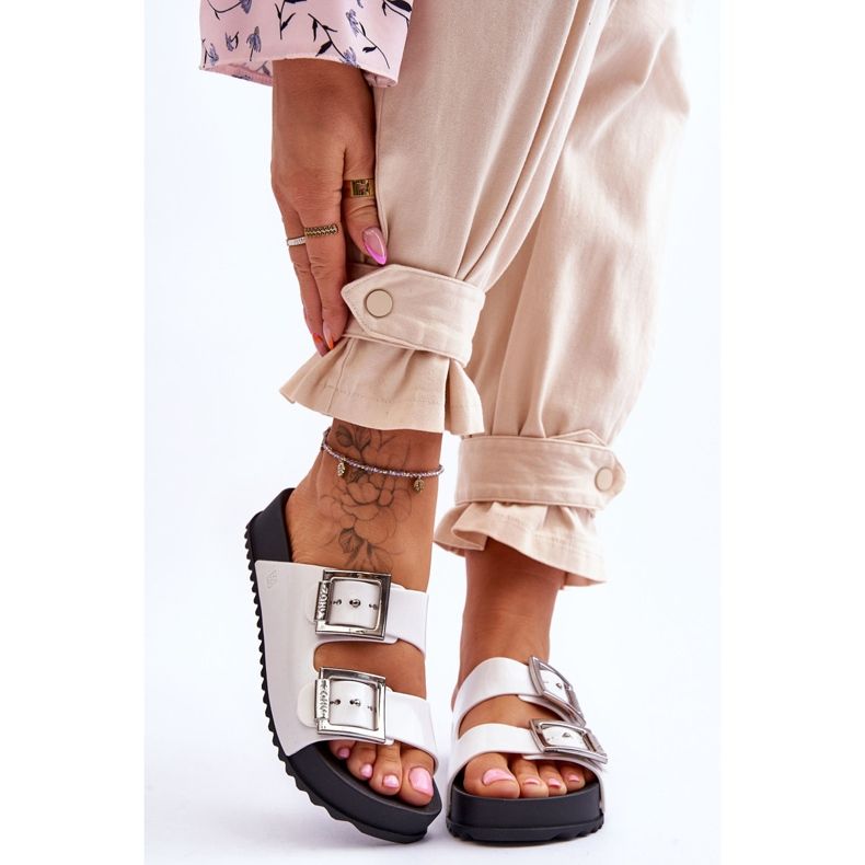 Női sima papucs ZAXY HH285159 fehér 1