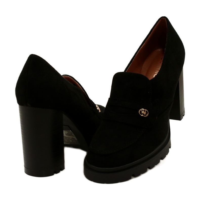 Evento Divatos mokaszinok az emelvényen és a fekete sávon 4