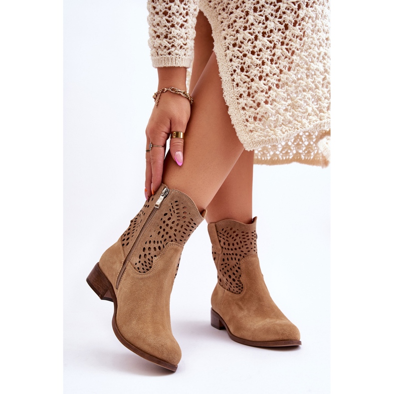 Lewski Shoes Női velúr áttört csizma Leski cipő 3301 bézs 2