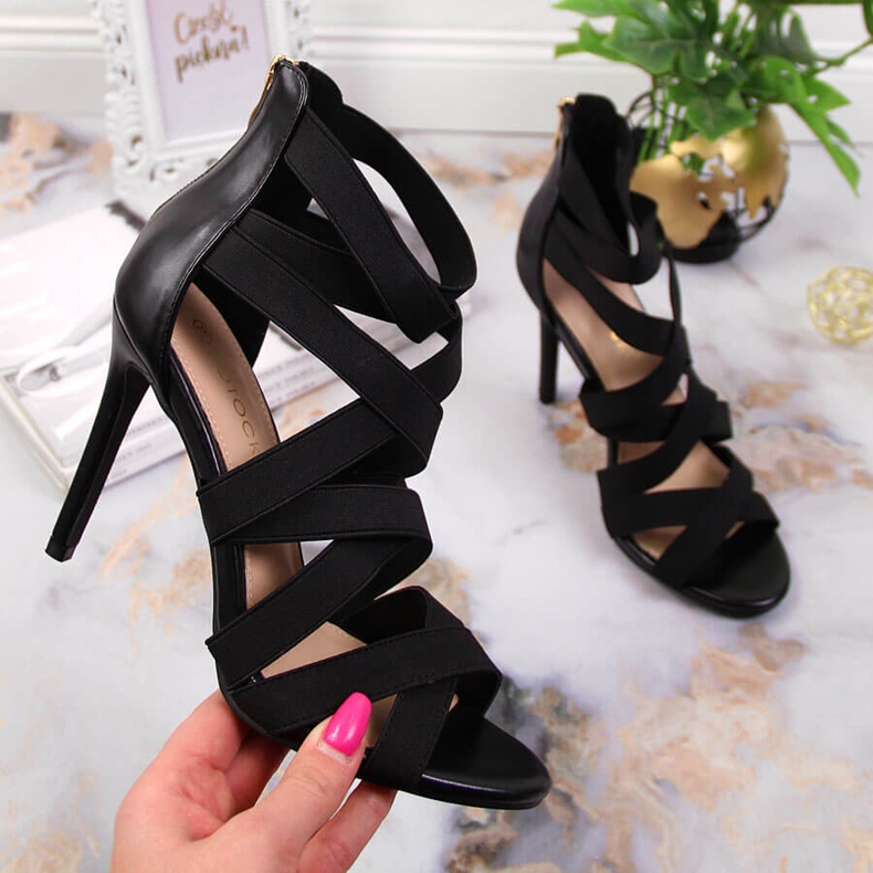 Női gumiszandál fekete Potocki LE20016 1