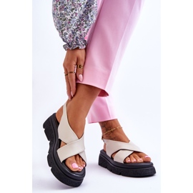 PE1 Divatos bézs Chester Platform szandálok 2