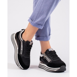 Fekete tornacipő a Shelovet platformon 2