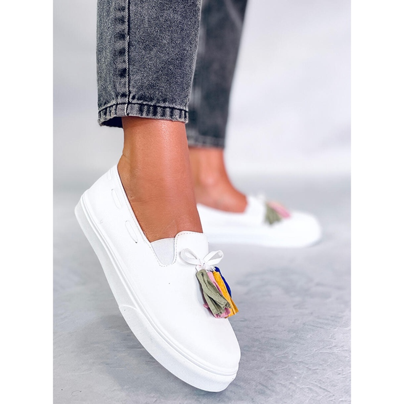 BM Tavaszi tornacipő rojtokkal Salma White fehér 2