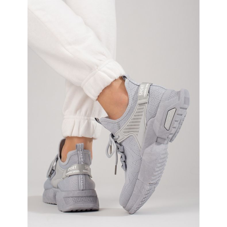 Shelovet szürke áttört tornacipő nőknek 2