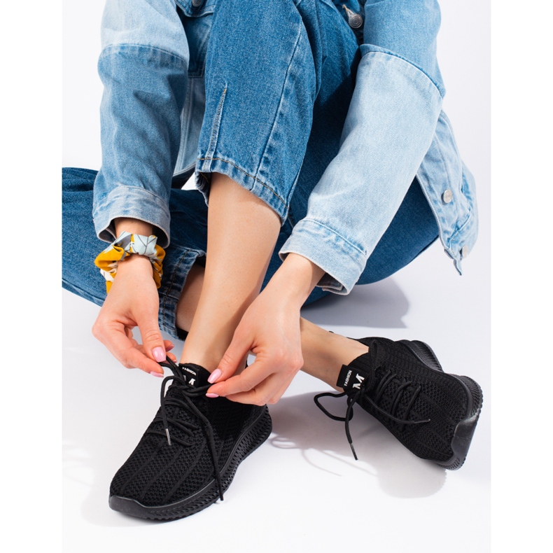 Könnyű textil női sportcipő Shelovet fekete 1