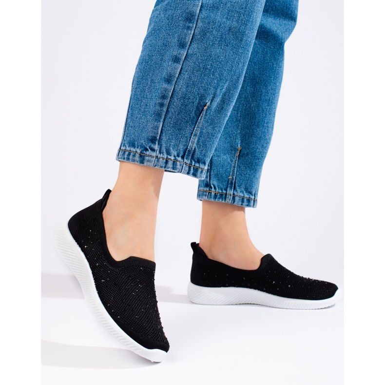 A Shelovet fekete szövetcipő szegecsekkel 1