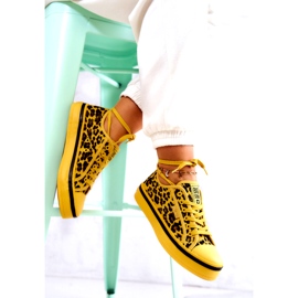 Női tornacipő Pantera Big Star JJ274616 sárga 8