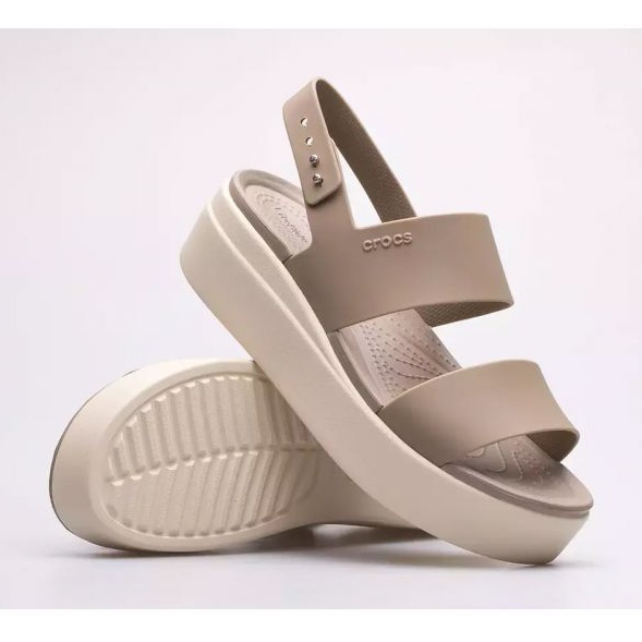 Crocs Brooklyn Low Wedge szandál W 206453-2YI bézs 1