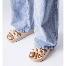 Bézs gumi Étoile csúszdák 1