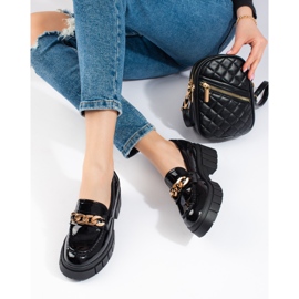 Shelovet fekete lakkozott platformcipő 2