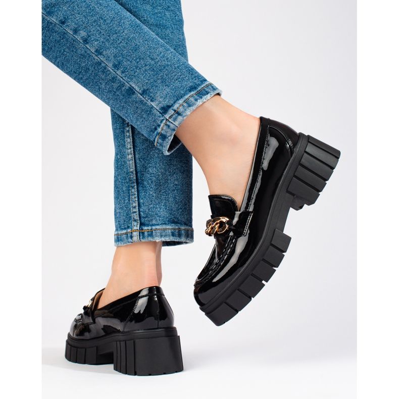 Shelovet fekete lakkozott platformcipő 1