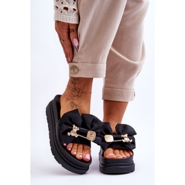 PE1 Papucs masnival és dekoratív mackóval, fekete Suzy 2