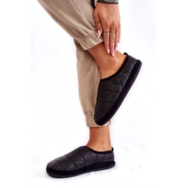 Női szigetelt papucs Big Star KK274606 Fekete 3