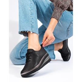 T.Sokolski fekete bőrcipő 1