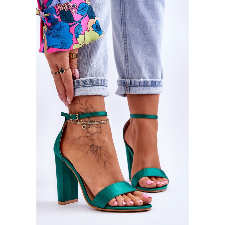 Zöld Linsy szatén magassarkú szandál 1