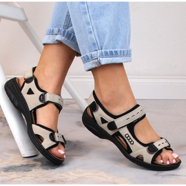 Kényelmes női sportszandál tépőzáras bézs Rieker 64582-60 2