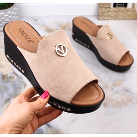 Női bézs velúr ékpapucs Vinceza 10907 1