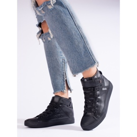 Női fekete magas tornacipő Big Star V274542 1