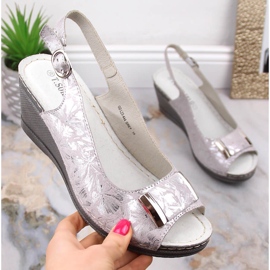Női fényes szürke ékszandál T.Sokolski L23-444 1