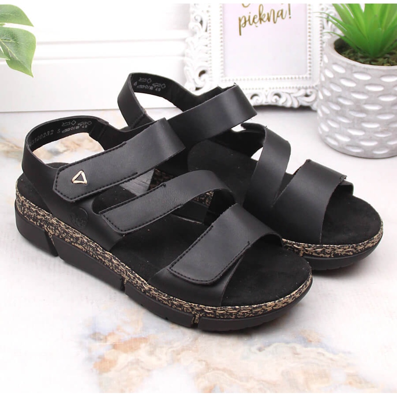 Kényelmes női szandál fekete tépőzáras platformon Rieker V2301-00 2