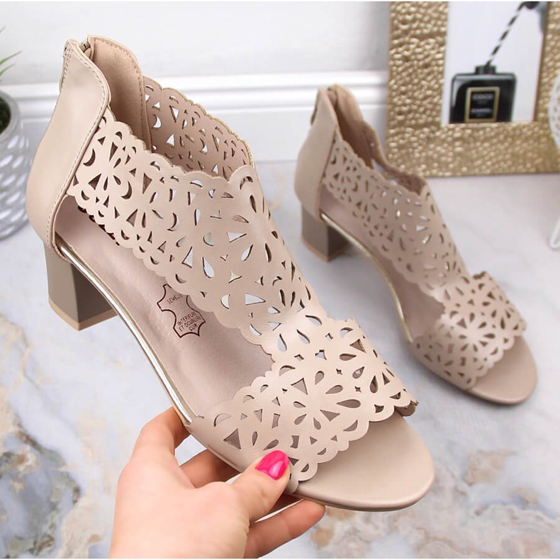 Női bézs áttört szandál a poszton Jezzi RMR1954-8 1