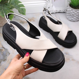 Női bézs platformszandál Jezzi 5473 1