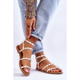 PG1 Női szandál dekoratív szegecsekkel Fehér Dorothy 2