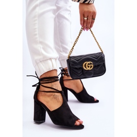 PG1 Fekete Sophie velúr fűzős magassarkú szandál 2