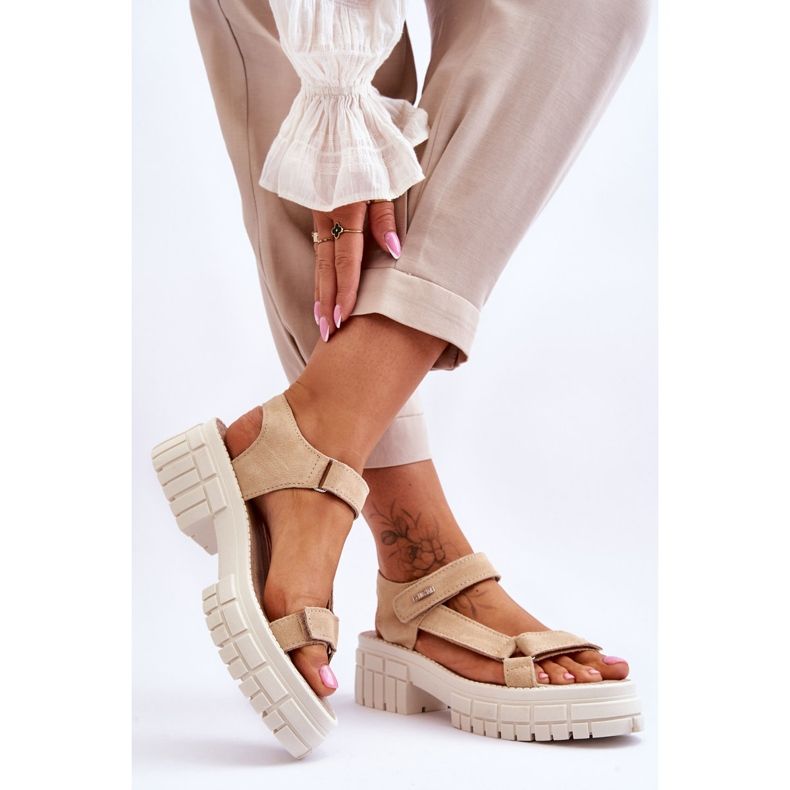 Női Big Star velúr szandál LL276036 bézs 2