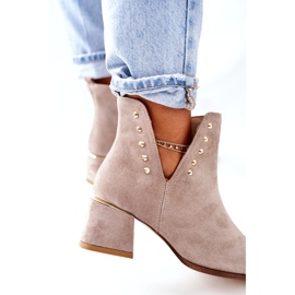 Lewski Shoes Női velúr csizma kivágással Lewski Cappuccino 3074 / B bézs 3