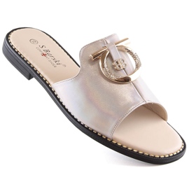 Női lapos kényelmes bézs papucs S.Barski Kv 2775-32 1