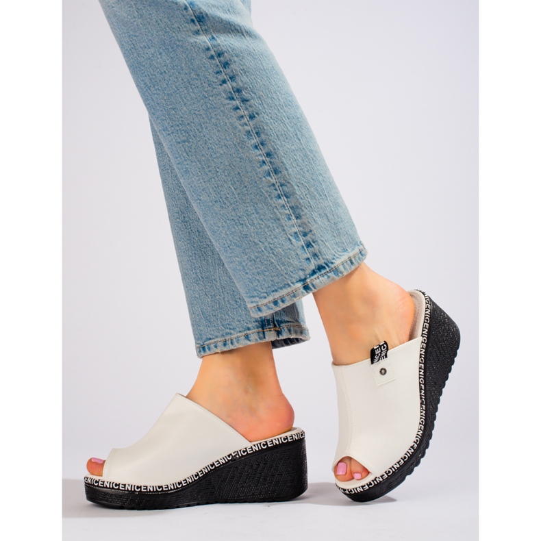 Női fehér Shelovet ékpapucs 1