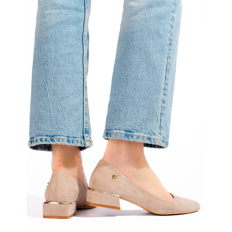 Vinceza Női bézs velúr alacsony sarkú balerinák a Vincezától 1