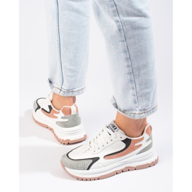 Női tornacipő vastag talpon Shelovet fehér 2