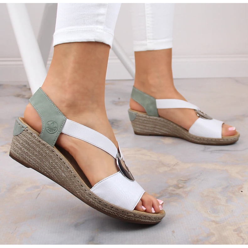 Kényelmes női ékszandál Rieker 624H6-80 fehér 2