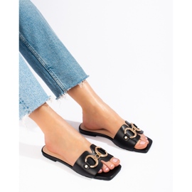 Elegáns fekete szandál Shelovet csattal 1