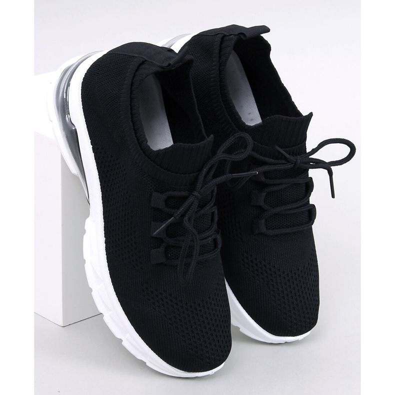 BM Caruso Fekete zoknis sportcipő 1