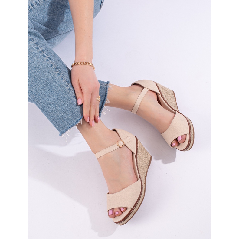 Fekete kényelmes ékszandál espadrillákkal a Shelovet márkától 2