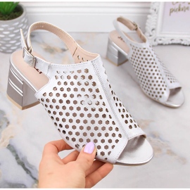 Női áttört ezüst sarkú szandál Jezzi MR1954A-14 1