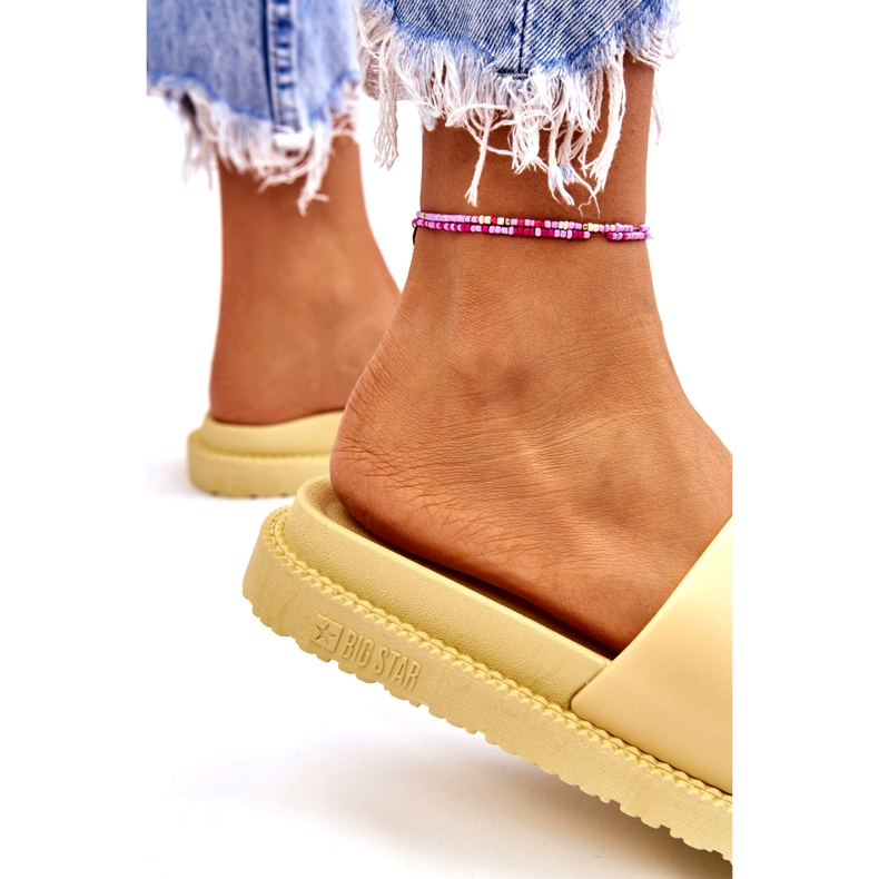Női papucs Big Star JJ274A305 sárga 1