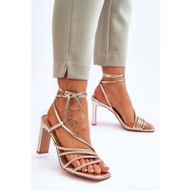 FJ1 Divatos kötött arany Tessoro magassarkú szandál aranysárga 2