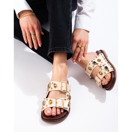 Seastar Divatos papucsok kristályokkal bézs 1 Seastar Divatos papucsok kristályokkal bézs 1